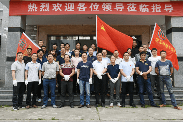 凝聚青春能量 扮美“川”字家园