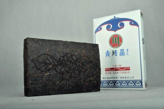 川字牌二合一青砖茶，将蒙汉两家合而为一！